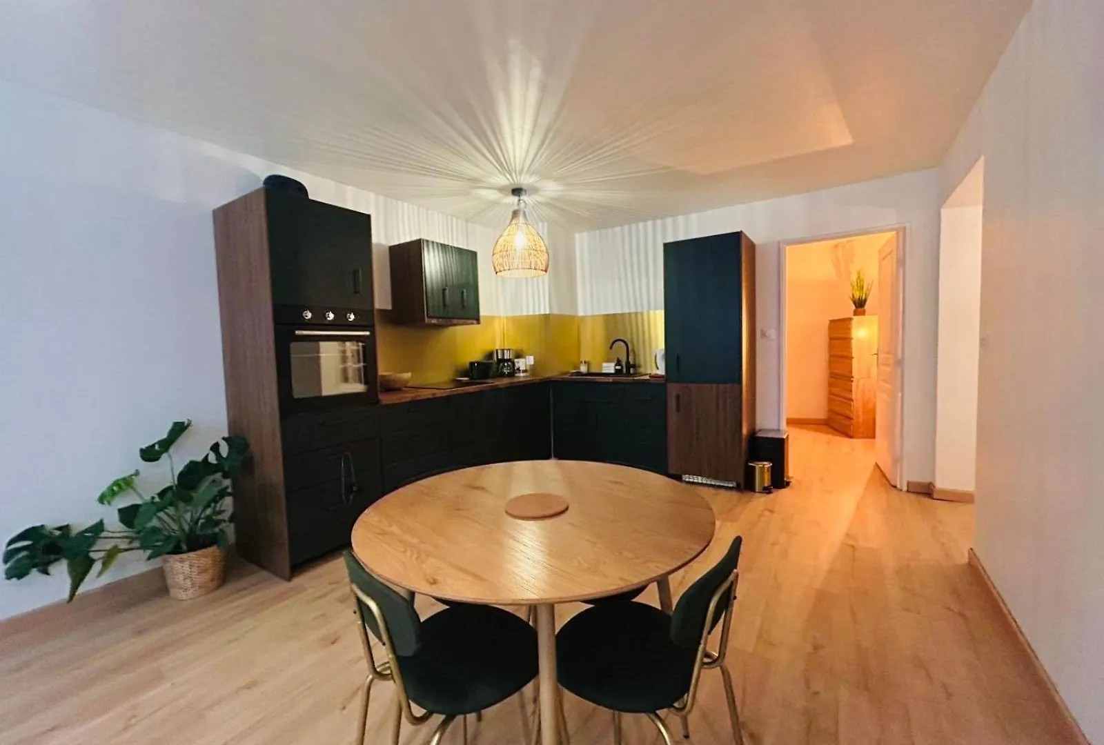 Chez Max Charmant Appartement 2 Chambres Au Coeur Du Panier Proche Vieux Port Marseille France